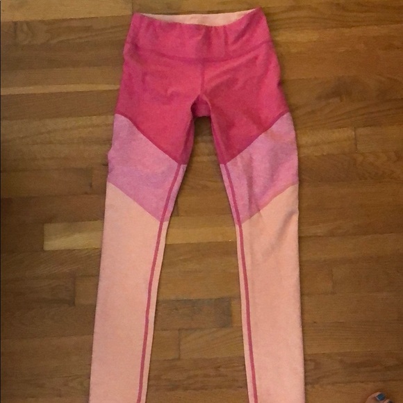 Outdoor Voices Pants - NEVER BEEN WORN Outdoor voices leggings